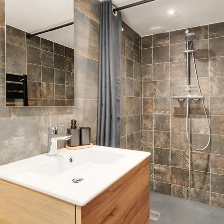 Apartment L'eden D'elyse - Duplex Premium- Parking Gratuit